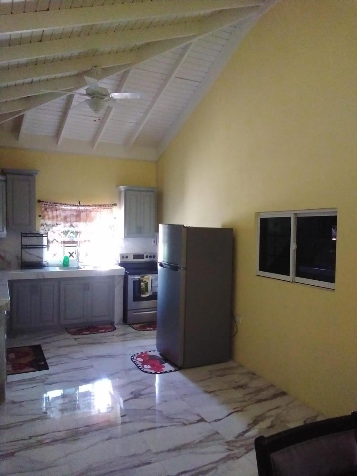 Jamaica Oasis Suite Portmore Ngoại thất bức ảnh